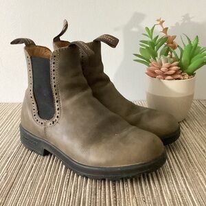 Blundstone 1351 Boots Grey Leather Distressed Chelsea Boots Women’s 7